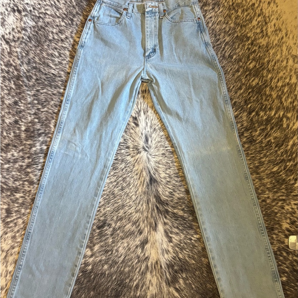 WOMEN'S WRANGLER ICONIC COWBOY CUT® JEAN
